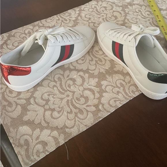Gucci Ace Bee Embroidered sneakers - Picture 2 of 6